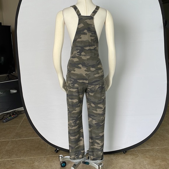 NWOT 7th Ray Camo Overalls Size Small - Picture 9 of 11